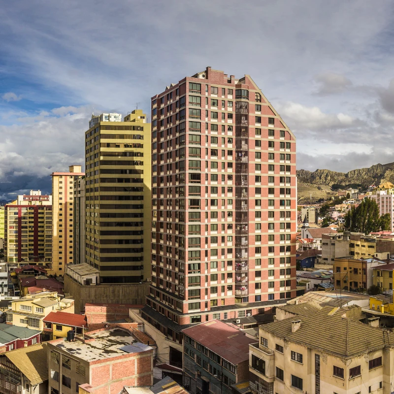 view-of-down-town-la-paz-bolivia-south-america-2025-04-04-22-36-09-utc
